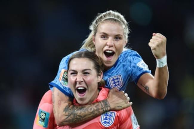 Mary Earps and Rachel Daly celebrate England’s win over the Matildas