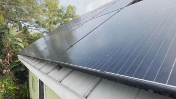 奥兰多市专员推迟了太阳能客户的OUC费用