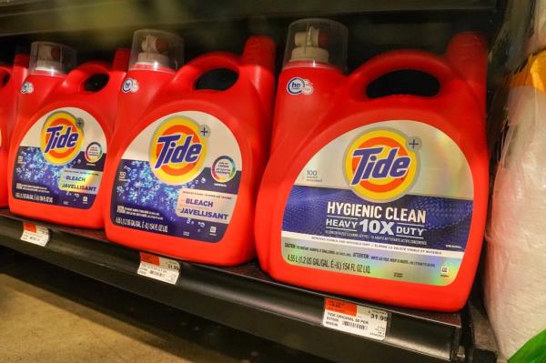 A display of Tide detergent.