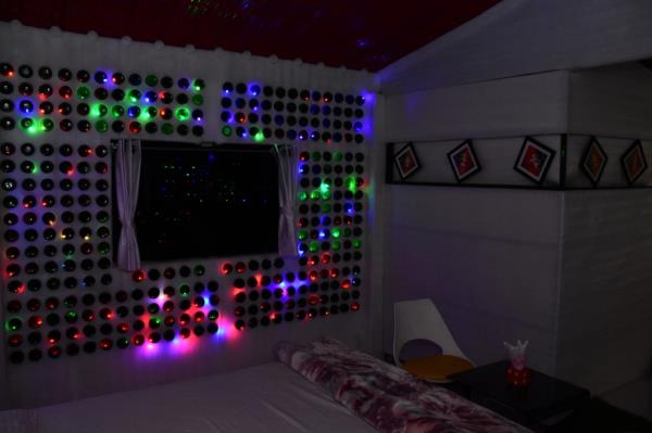 giant wine bottle rental india