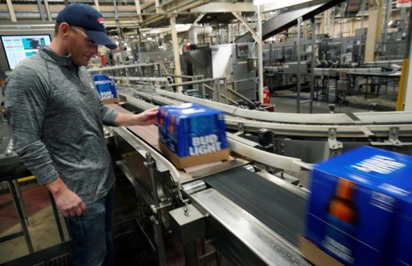 Bud Light factory co<em></em>nveyor belt