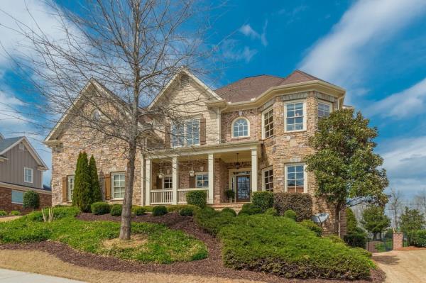 The house cost $556,000