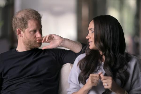 Harry & Meghan, Netflix Show.</p>

<p>　　