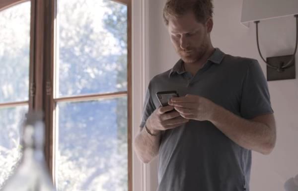 Harry & Meghan, Netflix Show.</p>

<p>　　