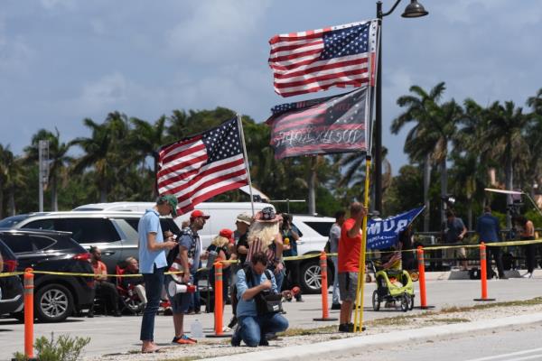 Mar-a-Lago protesters 