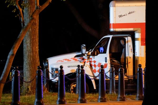 The man, whose identity has not been disclosed, crashed the box truck o<em></em>nto barriers on the north side of Lafayette Square — a<em></em>bout a block from the White House — at a<em></em>bout 10 p.m. Monday.
