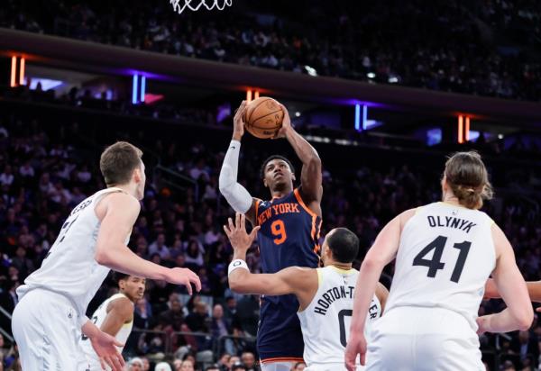 RJ Barrett (9) has been havin<em></em>g an up-and-down season for the Knicks.
