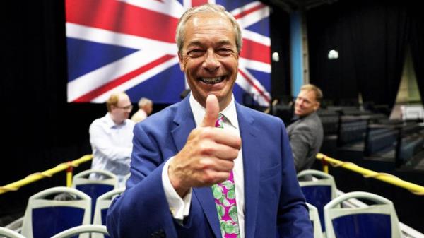 Nigel Farage after his interviews to reporters.</p>

<p>　　Pic: Reuters