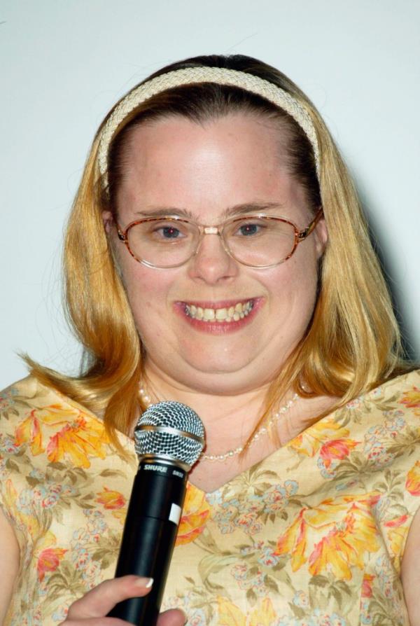 Andrea Fay Friedman smiling. 