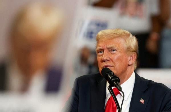 特朗普竞选团队称弗吉尼亚州办公室被盗｜ PBS新闻