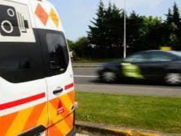 Gardaí和GoSafe在全国减速日检测到750多名超速司机