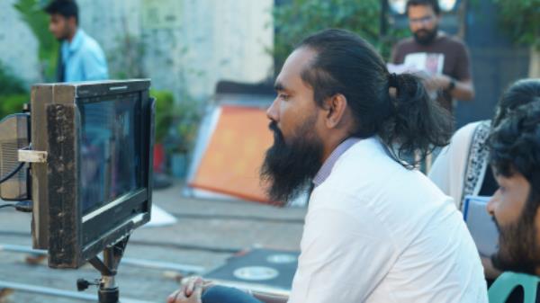 雷扎尔·拉赫曼(Rezaur Rahman)从他当“羊”的实习经历中获得了灵感