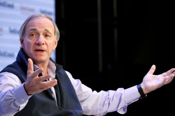 巨额财富转移解释了为什么经济没有对美联储的政策做出反应：雷·戴利奥