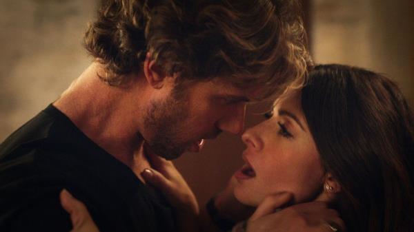 《性生活》女星猛烈抨击Netflix最新一季电视剧：“我再也不会为他们工作了”