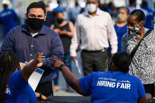 至少从这一系列经常被忽视的数据来看，美国的大规模裁员正在增加