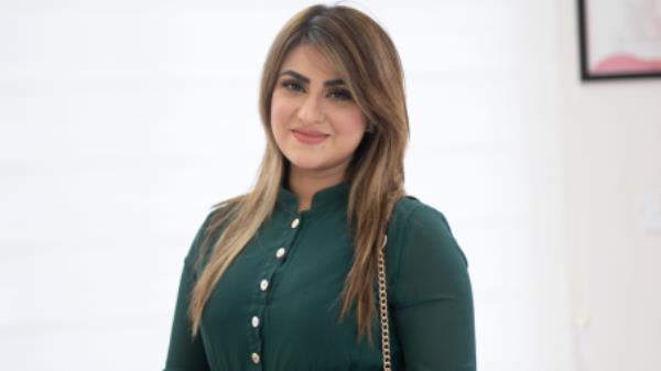 肖克以库克的身份戏剧性回归《商业标准报》