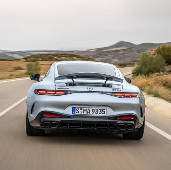 梅赛德斯- amg新款GT63双门轿跑车旨在提高大众吸引力