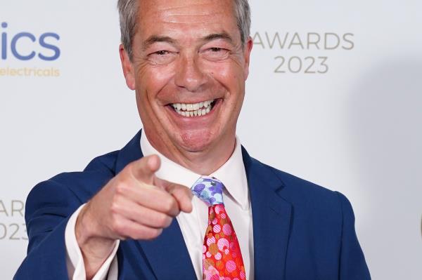 奈杰尔·法拉奇在《我是名人……让我离开这里!》