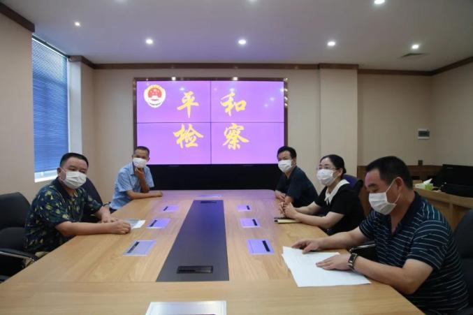 《普通行政复议程序听取意见办法》、《普通行政复议程序听取意见办法》、《关于进一步加强行政复议工作的规定》