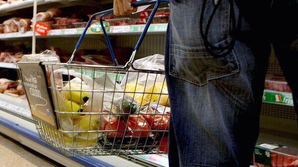 英国食品杂货价格涨幅降至11%