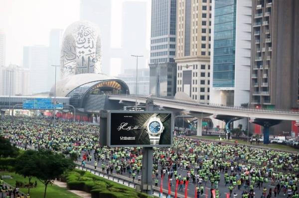 迪拜和阿布扎比为迪拜跑和扎耶德慈善马拉松封闭道路