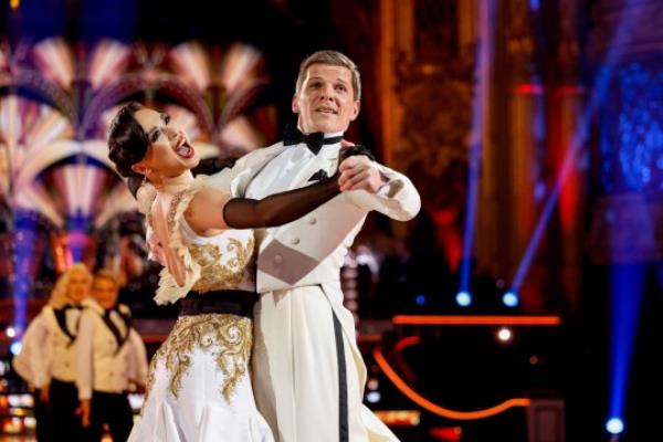 Katya Jo<em></em>nes and Nigel Harman