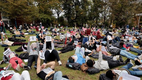 Harvard die-in for Palestine
