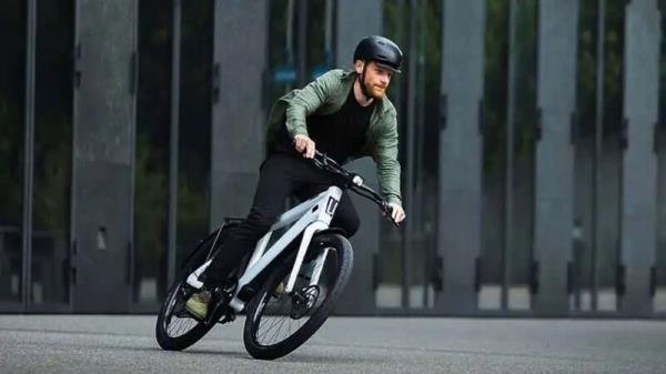 可定制的城市通勤自行车：stromer st3