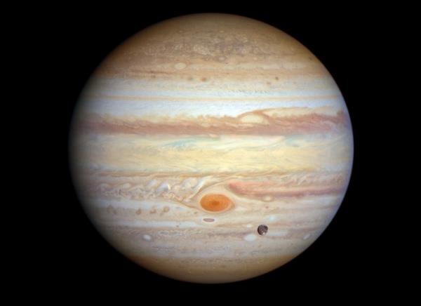 木星在一月的天空中为王，金星和土星互相追逐——空间和天文学