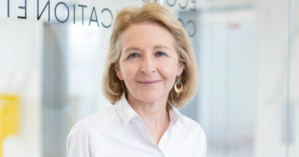 Laure de la raudi＜e：1＞ (Arcep)：“我们必须理解某些民选官员对光纤的愤怒”