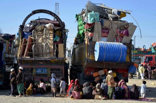 UNHCR: Deportation drive sparks ‘sense of panic’ among Afghan refugees in Pakistan