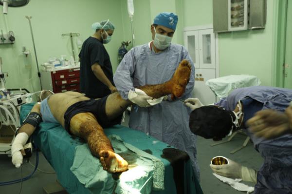 UK-Palestinian surgeon fights for ‘justice’ after Gaza return