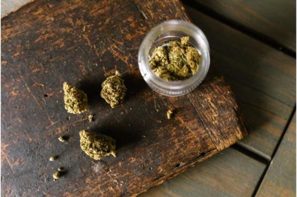 研究发现，大麻合法化后，高中生不太可能使用大麻