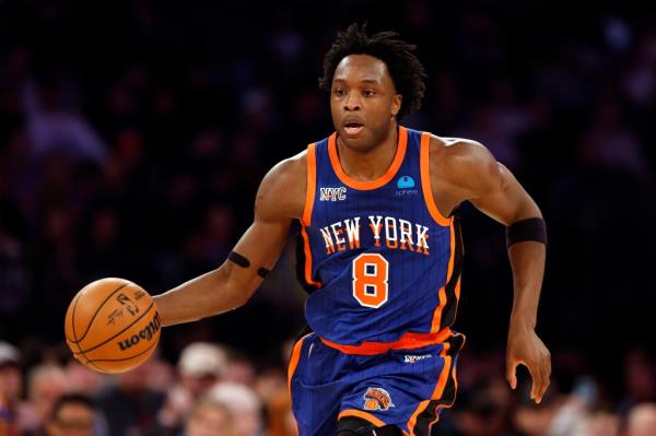 OG Anunoby #8 of the New York Knicks dribbles during the first half against the Toro<em></em>nto Raptors
