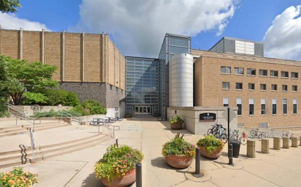 University of Wisco<em></em>nsin law school.