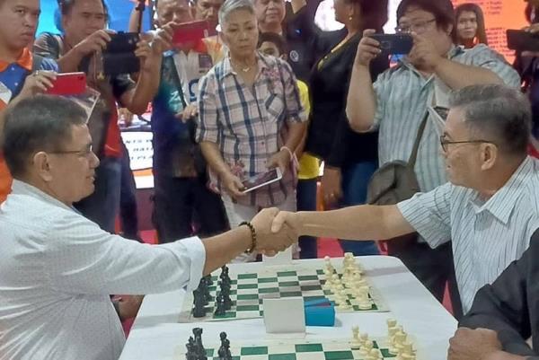 团体赛突出了奥米纳尔8合1国际象棋节