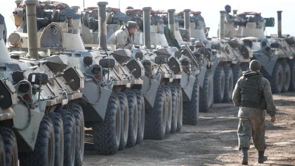 俄罗斯的BTR-82A：步兵战车部署——普京对阿维季夫卡的新尝试