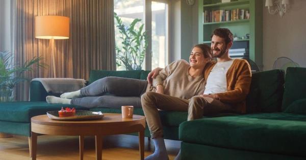 不错的SFR交易：订阅光纤电源盒不到10欧元就能买到4K电视!