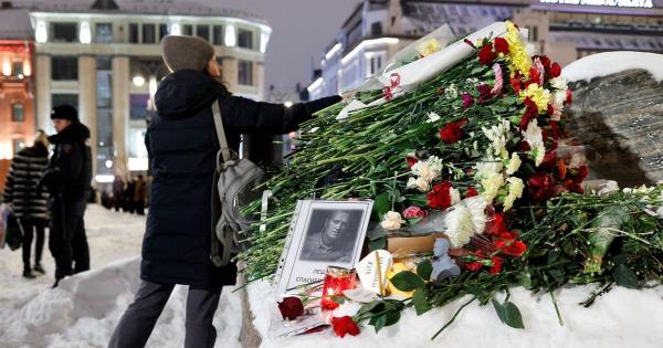 在俄罗斯，对Alexe？纳瓦尔尼的致敬受到压制