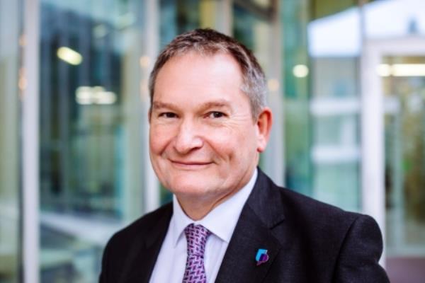 在全国优秀教学评比中获金奖