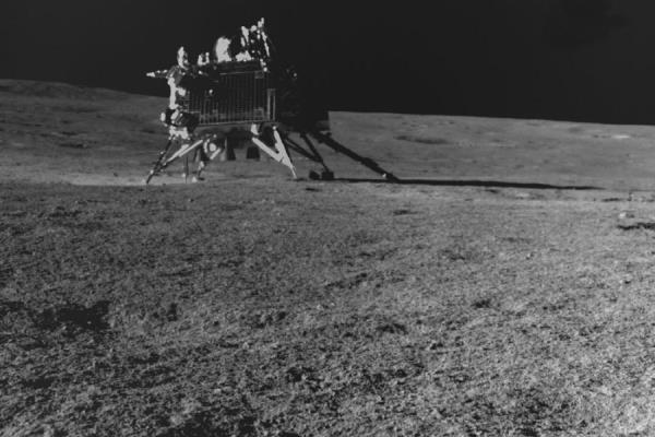 印度空间研究组织试图重建与月船3号着陆器和月球车的联系，但到目前为止还没有收到任何信号