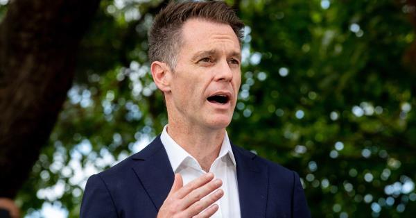 Minns在新南威尔士州面临少数派政府的前景，因为关键席位的选票差距缩小