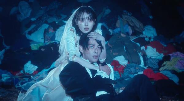 IU和防弹少年团的V出演mv《Love Wins All》