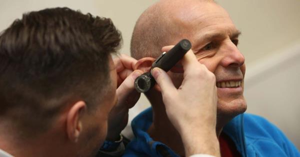 伦敦的“邮编彩票”对耳朵护理有警告