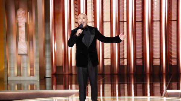 乔·柯伊在金球奖上的独白遭到强烈反对后猛烈抨击好莱坞明星