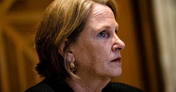 美国国税局身份盗窃案件积压导致退税延迟