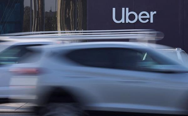 70岁的优步司机通过取消出行赚了230万卢比：“我喜欢它”