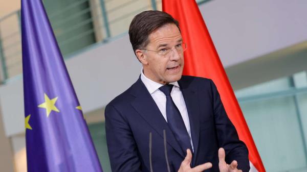 “这是一个错误”-吕特对北约最高职位的声明表示遗憾