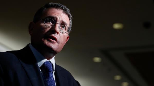 莱纳德·里奥是谁，给克拉伦斯·托马斯妻子送钱的激进分子？