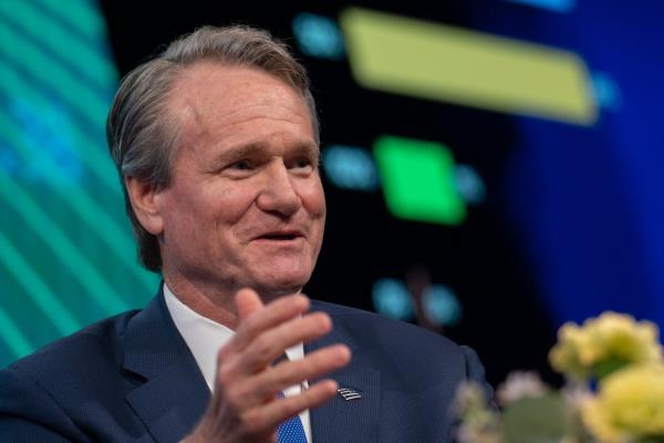 美国银行主攻主街和华尔街